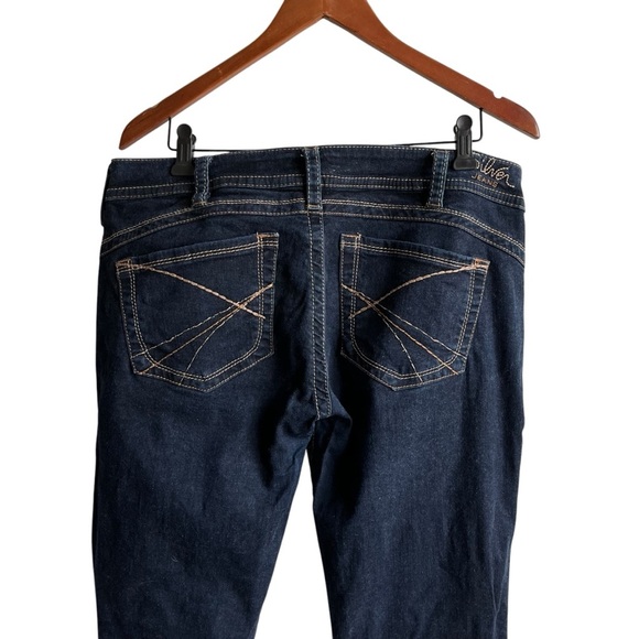 Silver Jeans Tuesday 16 1/2” Slim Bootcut Size 34 Y2K Low Rise Dark Wash… - Picture 8 of 15